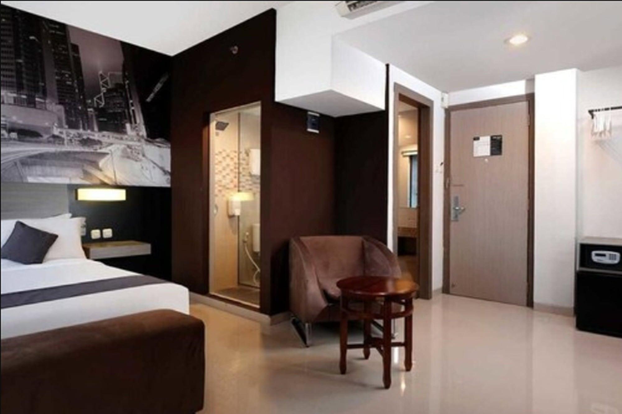 Hotel Neo Candi Simpang Lima - Semarang By Aston Luaran gambar