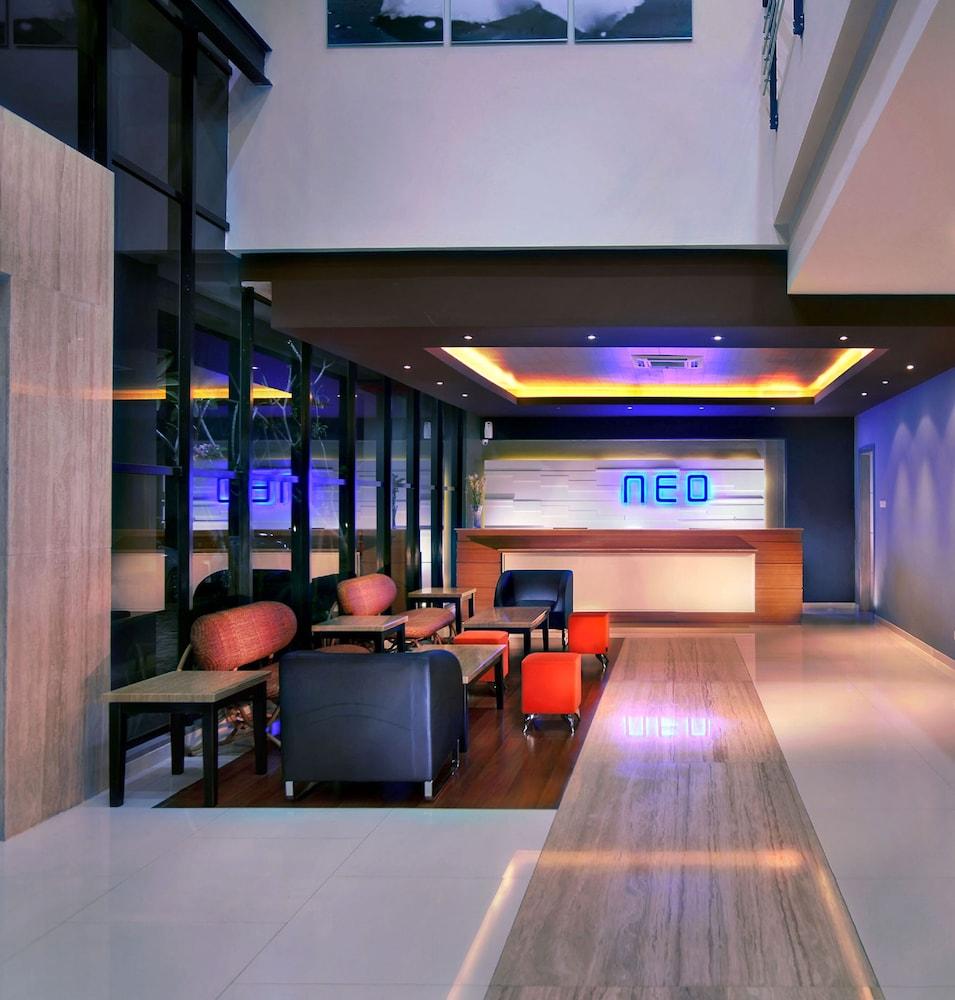 Hotel Neo Candi Simpang Lima - Semarang By Aston Luaran gambar