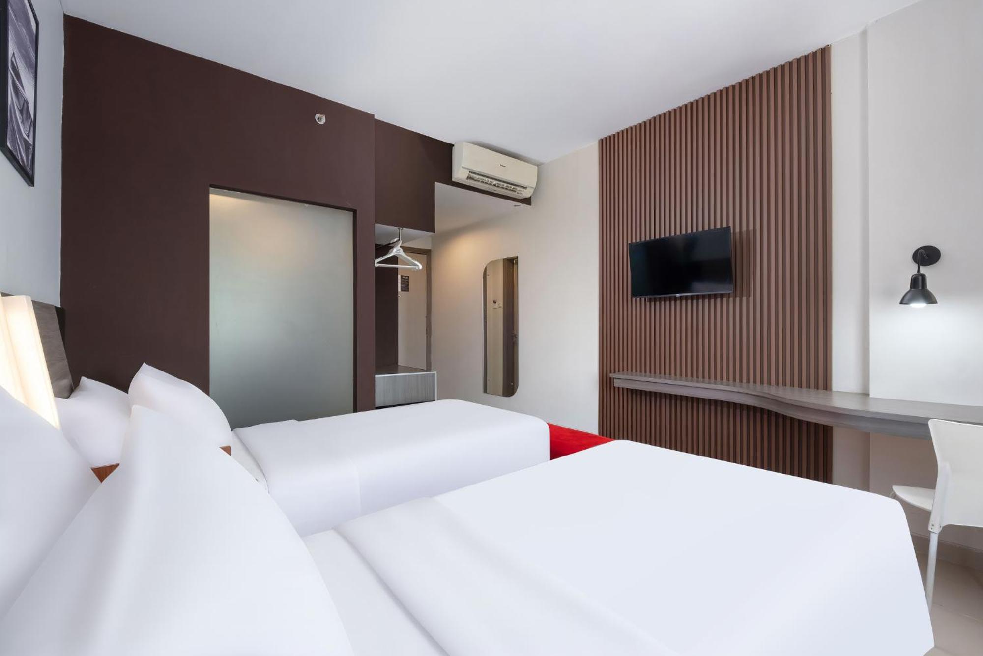 Hotel Neo Candi Simpang Lima - Semarang By Aston Luaran gambar