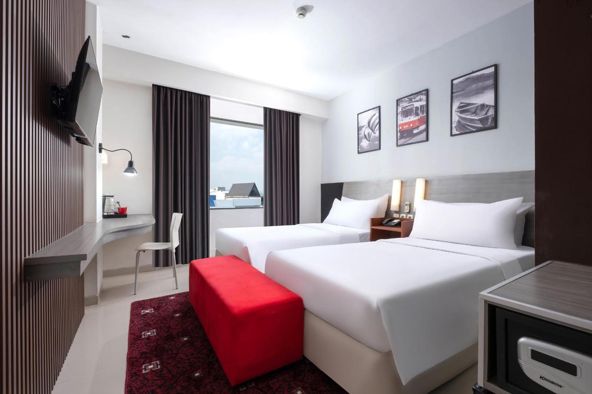 Hotel Neo Candi Simpang Lima - Semarang By Aston Luaran gambar