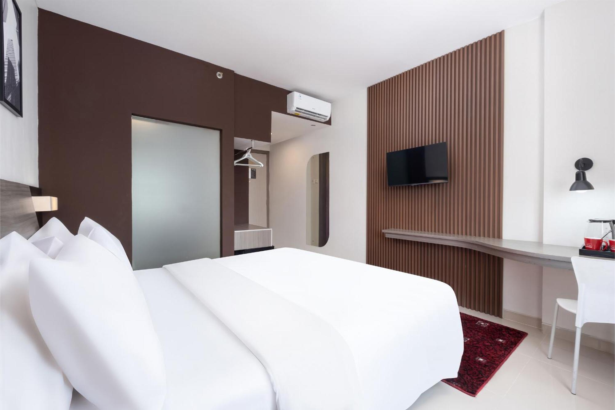 Hotel Neo Candi Simpang Lima - Semarang By Aston Luaran gambar