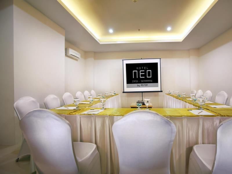 Hotel Neo Candi Simpang Lima - Semarang By Aston Luaran gambar