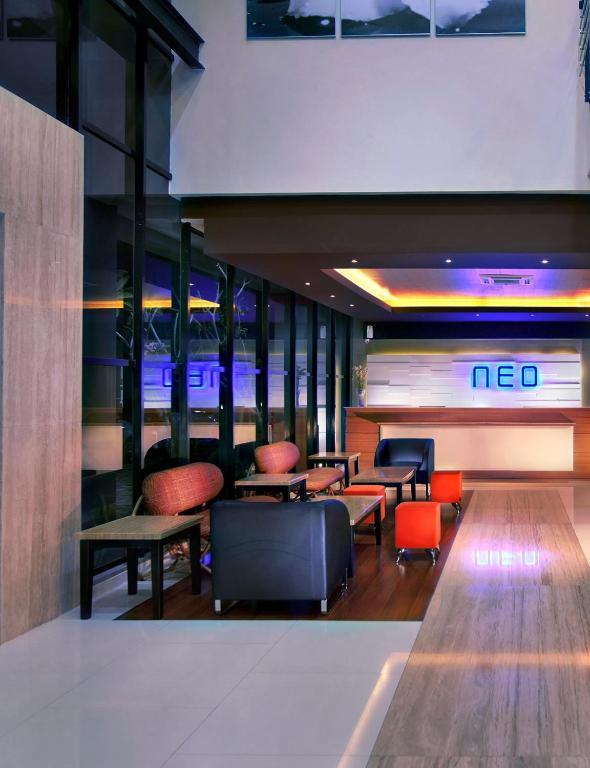 Hotel Neo Candi Simpang Lima - Semarang By Aston Luaran gambar