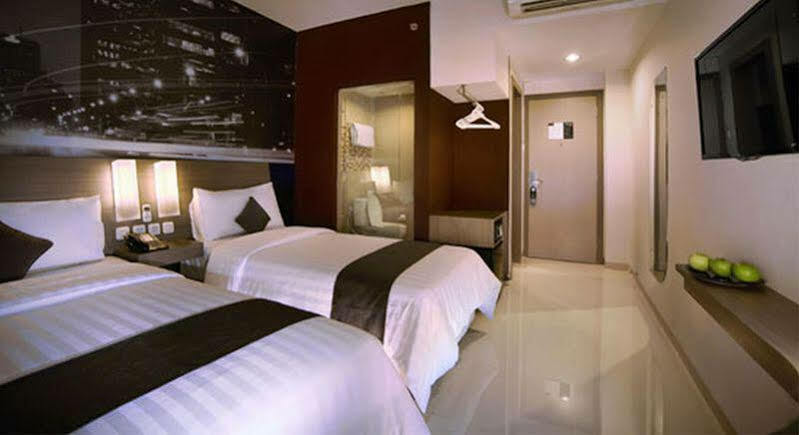 Hotel Neo Candi Simpang Lima - Semarang By Aston Luaran gambar